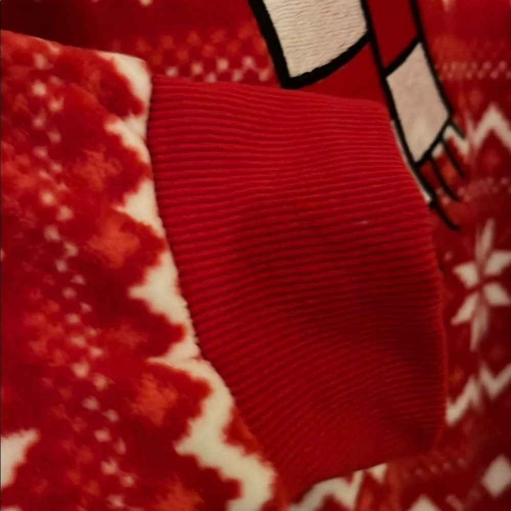 Disney Red Snowflake ❄️ Mickey Mouse Mens Sweater​